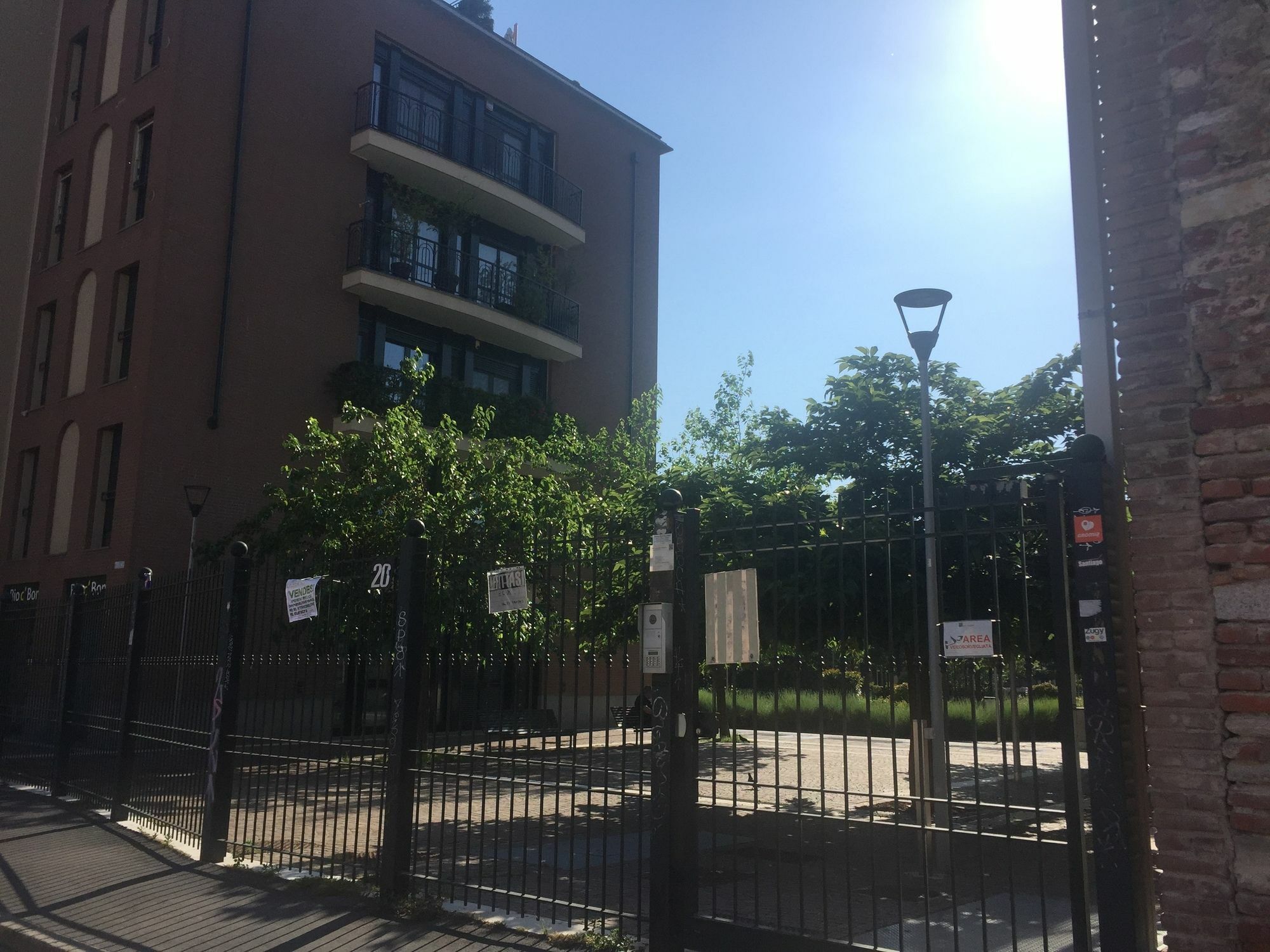 Homeathotel - Naviglio Pavese Μιλάνο Εξωτερικό φωτογραφία